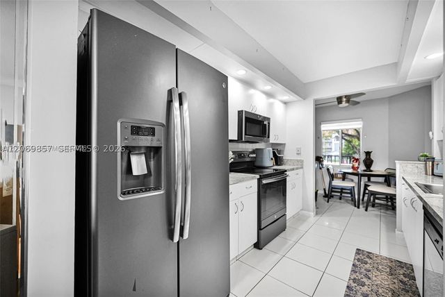12750 SW 15th St 204D, Pembroke Pines, FL 33027