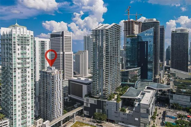 31 SE 6th St, apt 702, Miami, FL 33131