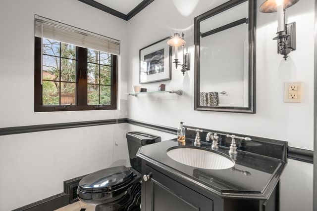 17 Lancaster Rd, Newton, MA 02458