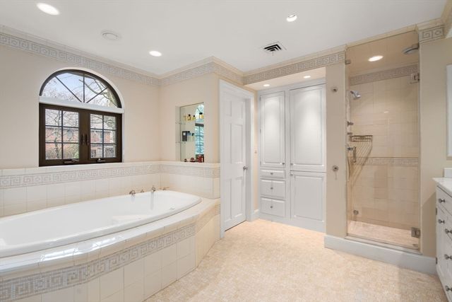 17 Lancaster Rd, Newton, MA 02458