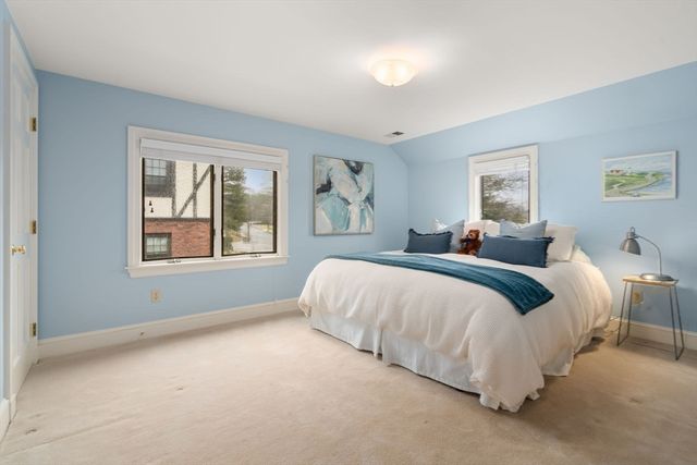 17 Lancaster Rd, Newton, MA 02458