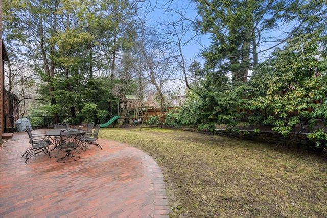 17 Lancaster Rd, Newton, MA 02458