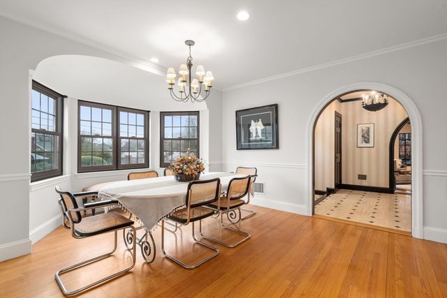 17 Lancaster Rd, Newton, MA 02458