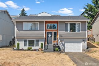 1303 Daniels Avenue, Bremerton, WA 98312