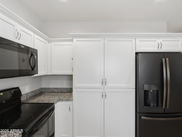 317 E MOUNTAIN VIEW Road, Phoenix, AZ 85020