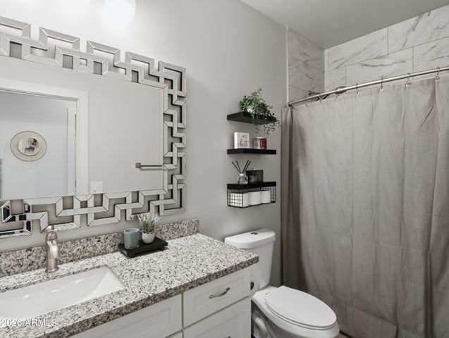 317 E MOUNTAIN VIEW Road, Phoenix, AZ 85020