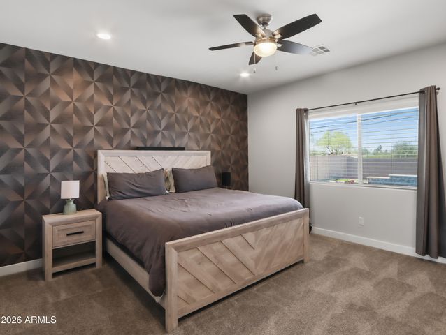 317 E MOUNTAIN VIEW Road, Phoenix, AZ 85020