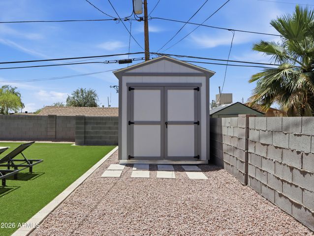317 E MOUNTAIN VIEW Road, Phoenix, AZ 85020