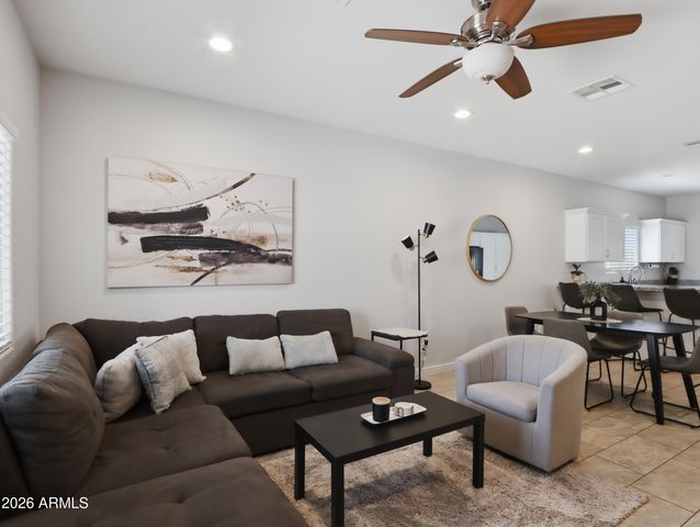 317 E MOUNTAIN VIEW Road, Phoenix, AZ 85020