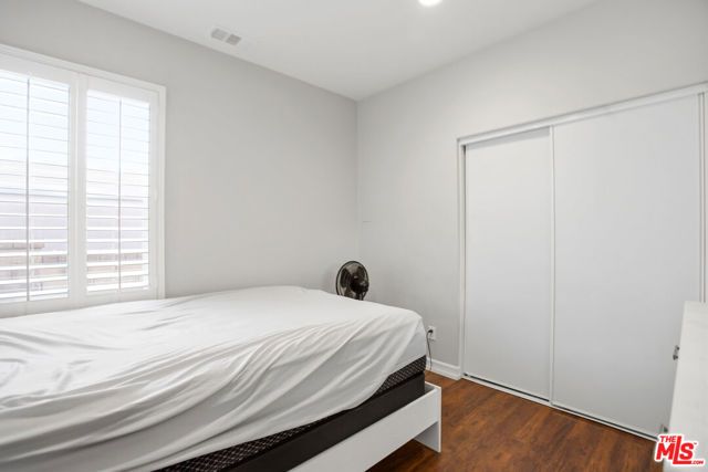 19850 Holly Drive, Santa Clarita, CA 91350
