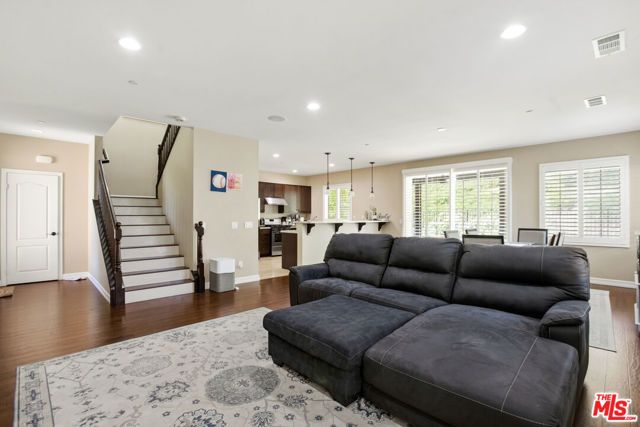 19850 Holly Drive, Santa Clarita, CA 91350