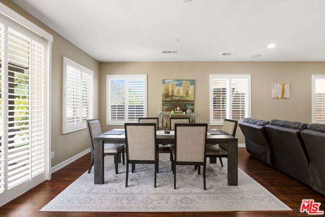 19850 Holly Drive, Santa Clarita, CA 91350