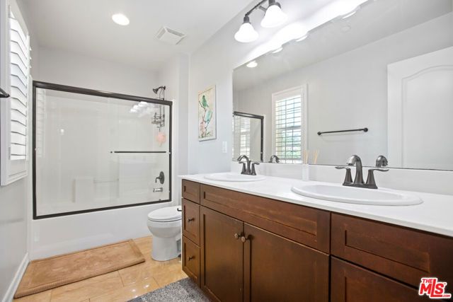 19850 Holly Drive, Santa Clarita, CA 91350