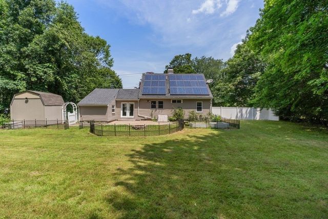 40 Washington St, Abington, MA 02351