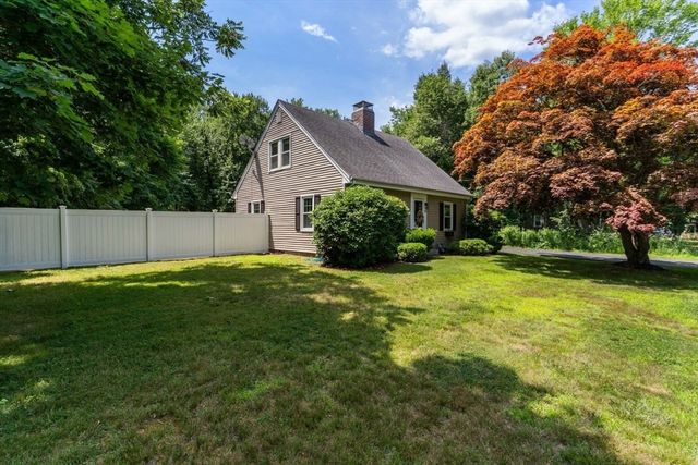 40 Washington St, Abington, MA 02351