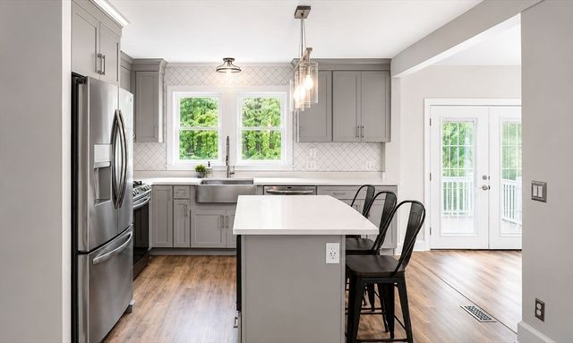 40 Washington St, Abington, MA 02351