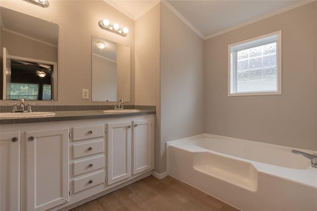 4612 Blue Meadow DR, Austin, TX 78744