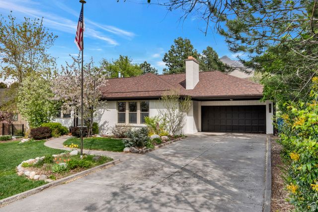 8329 S ESCALANTE DR, Sandy, UT 84093