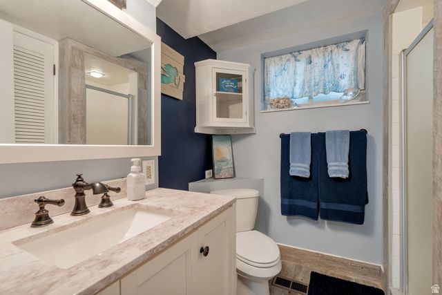 8329 S ESCALANTE DR, Sandy, UT 84093