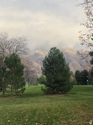 8329 S ESCALANTE DR, Sandy, UT 84093