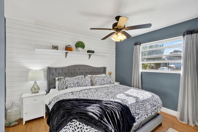 5865 SE Rosemont Avenue, Stuart, FL 34997