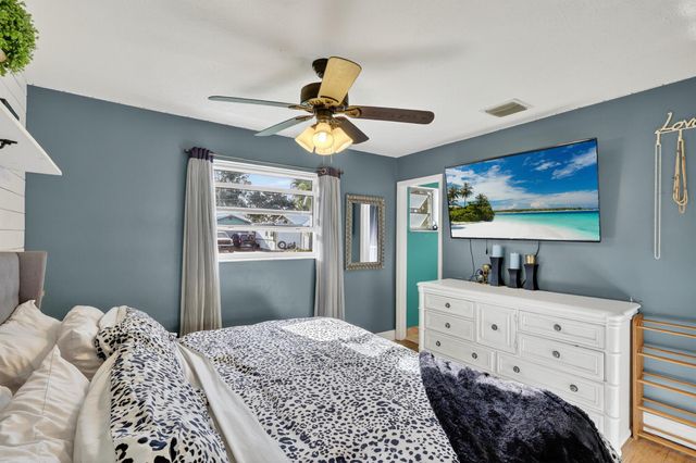 5865 SE Rosemont Avenue, Stuart, FL 34997