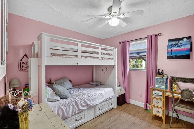 5865 SE Rosemont Avenue, Stuart, FL 34997