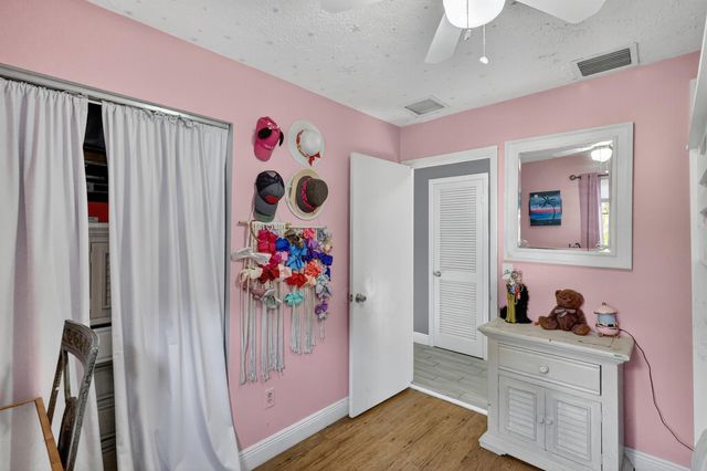 5865 SE Rosemont Avenue, Stuart, FL 34997