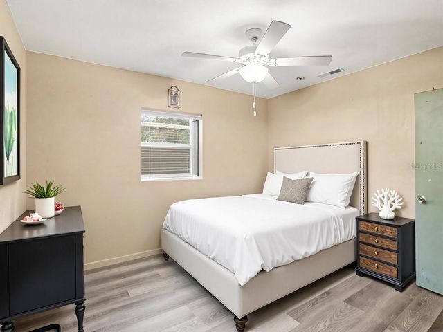 3214 DAWLEY AVENUE, Orlando, FL 32806