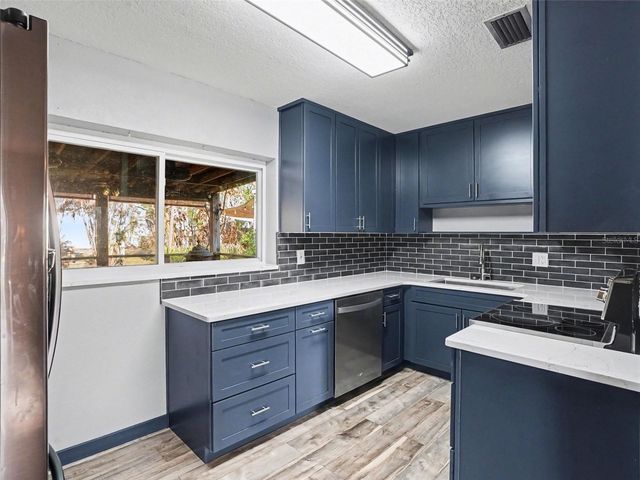 3214 DAWLEY AVENUE, Orlando, FL 32806