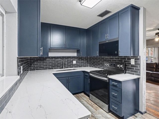 3214 DAWLEY AVENUE, Orlando, FL 32806