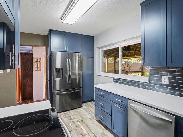 3214 DAWLEY AVENUE, Orlando, FL 32806