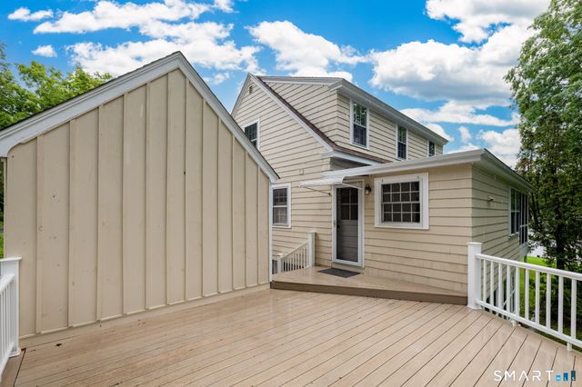 6 Keighley Pond Road, East Hampton, CT 06456