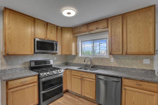 4139 Virginia Circle E, Columbus, OH 43213