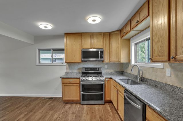 4139 Virginia Circle E, Columbus, OH 43213