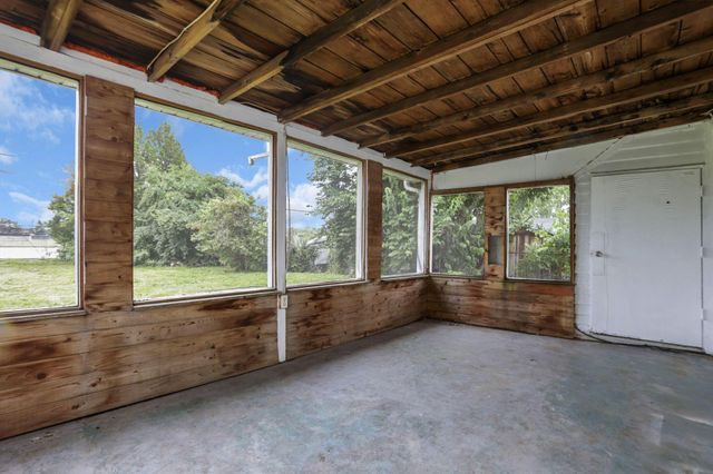 4139 Virginia Circle E, Columbus, OH 43213