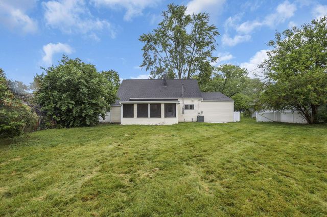 4139 Virginia Circle E, Columbus, OH 43213