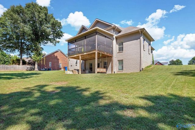 503 Meadowview Drive NE, Hartselle, AL 35640