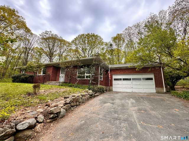 5 Old Town Road, Seymour, CT 06483