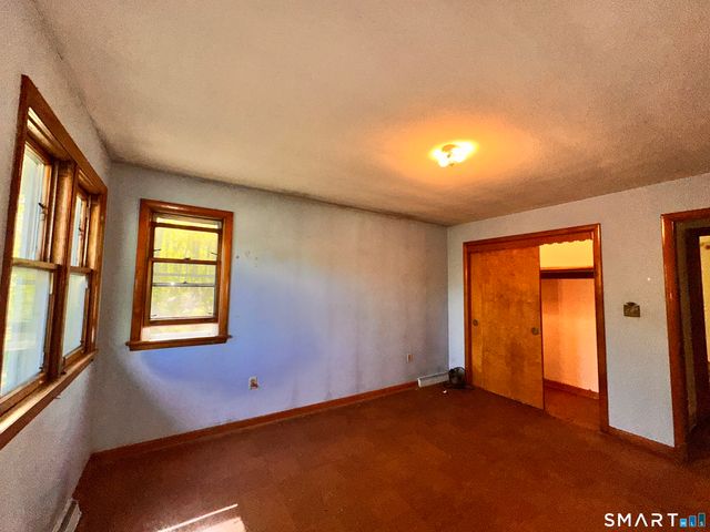 5 Old Town Road, Seymour, CT 06483