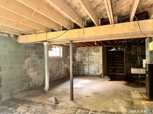 5 Old Town Road, Seymour, CT 06483