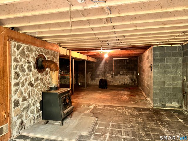 5 Old Town Road, Seymour, CT 06483