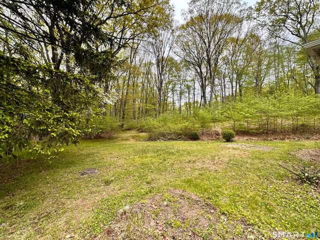 5 Old Town Road, Seymour, CT 06483