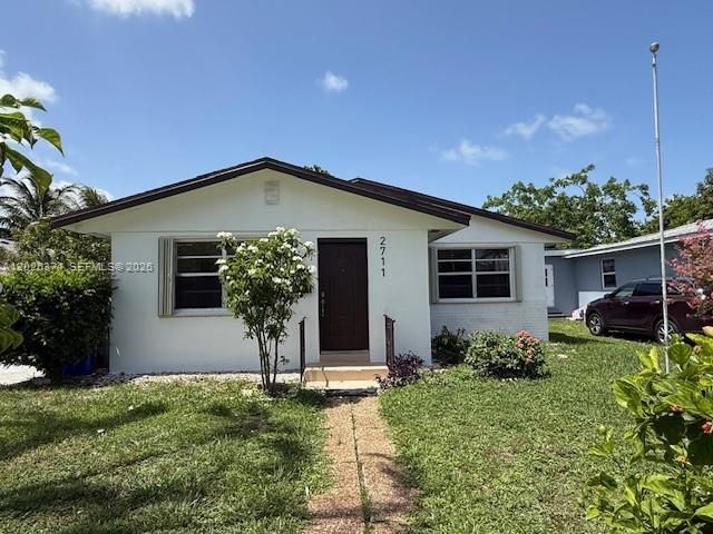 2711 Dewey St, Hollywood, FL 33020