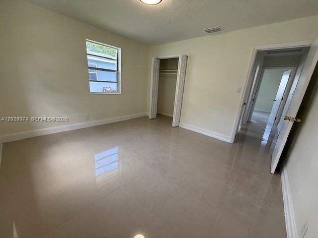 2711 Dewey St, Hollywood, FL 33020