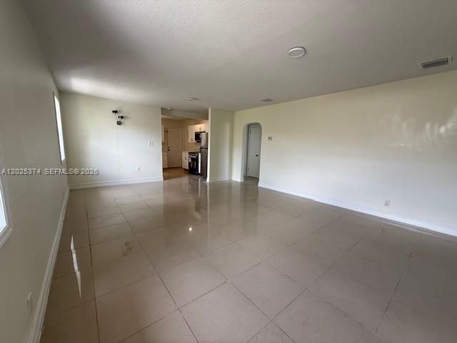 2711 Dewey St, Hollywood, FL 33020