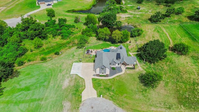 401 Spring Valley Road, Weatherford, TX 76087