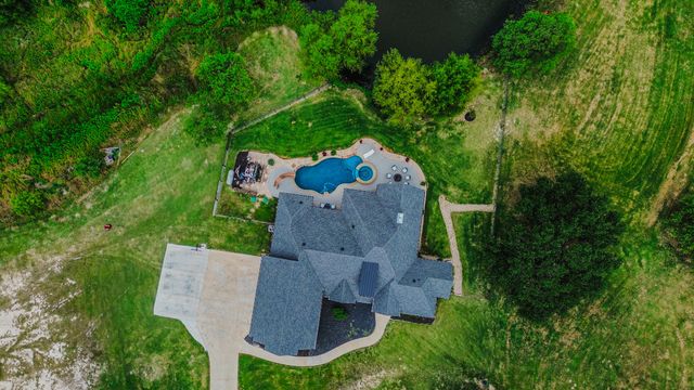 401 Spring Valley Road, Weatherford, TX 76087