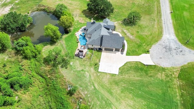 401 Spring Valley Road, Weatherford, TX 76087