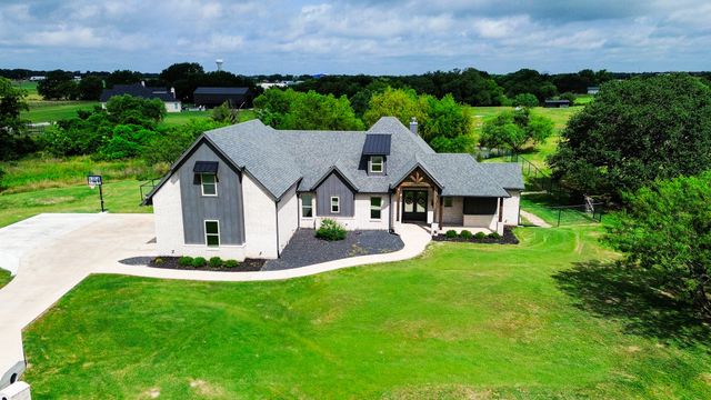 401 Spring Valley Road, Weatherford, TX 76087